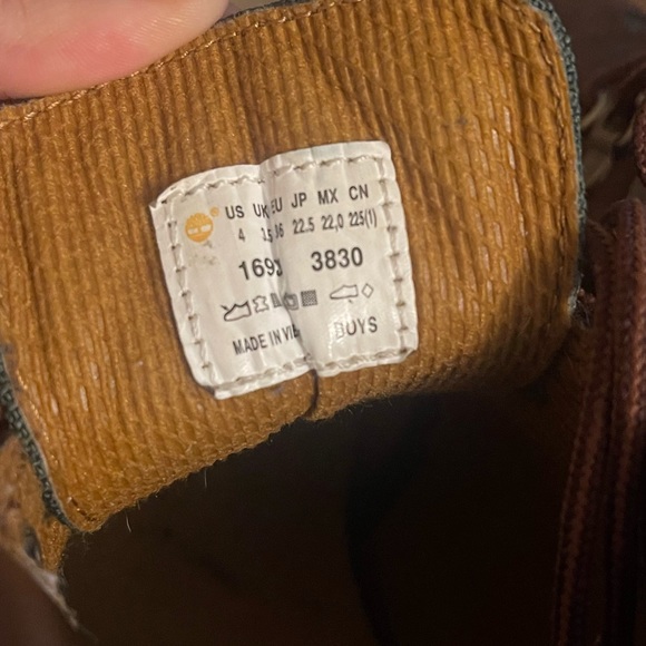 Timberland Boots - Picture 2 of 3